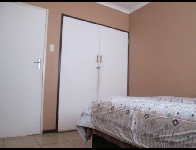 2 BEDROOM APARTMENT FOR SALE IN PRIMROSE HILL